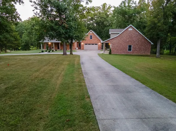 6775 W Bruce Ln, Harrisburg, MO 65256