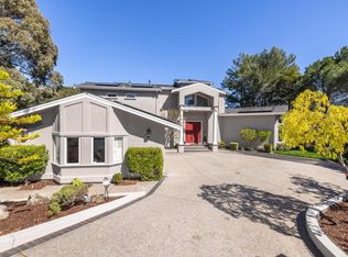 105 Falkirk Ln, Hillsborough, CA 94010