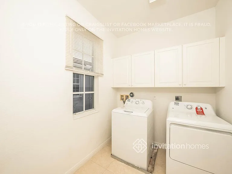 8308 NW 8th Ter — Photo 15