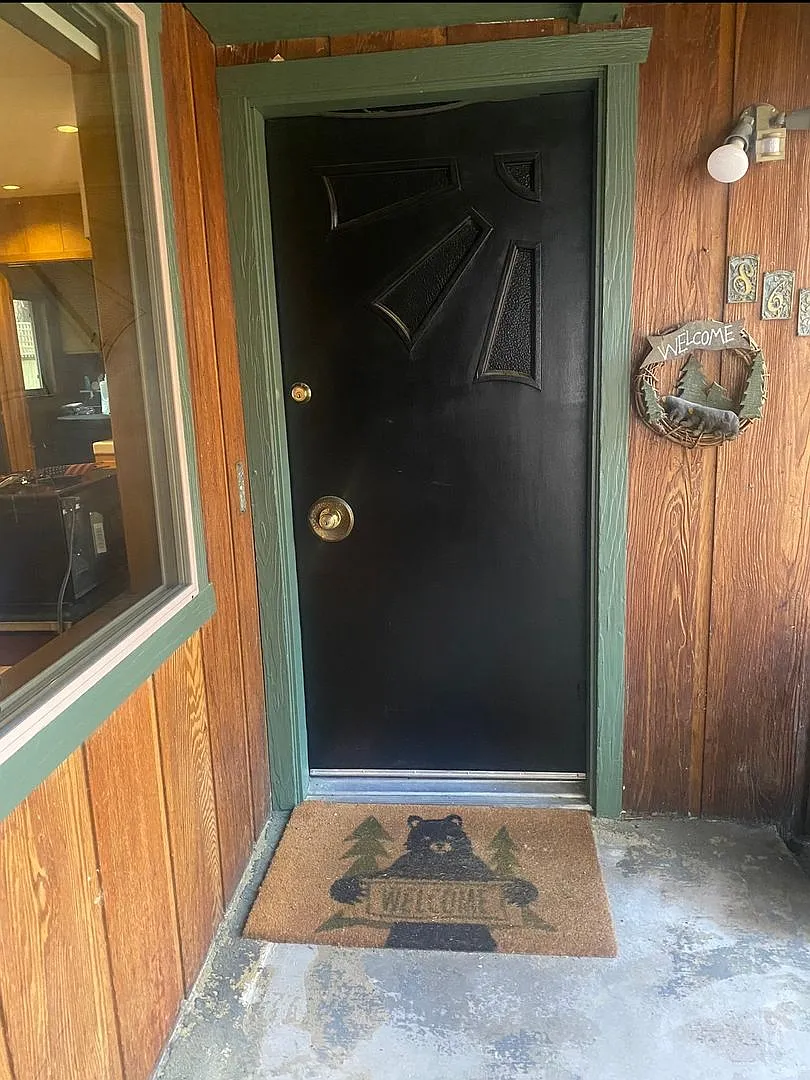 Lovely 3Bd home available for a Seasonal Lease for a 3-6 months! Call and inquire today! — Photo 3