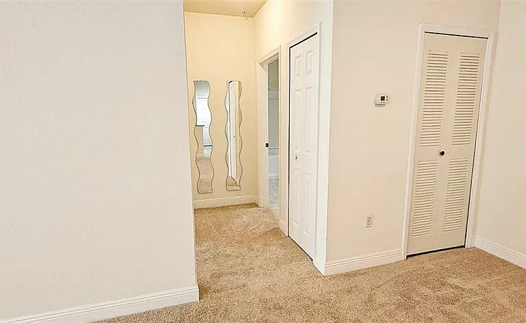 200 Southern Pecan Cir #203 — Photo 9