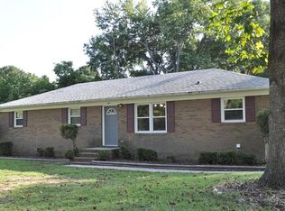 200 Smith Cir, Matthews, NC 28104