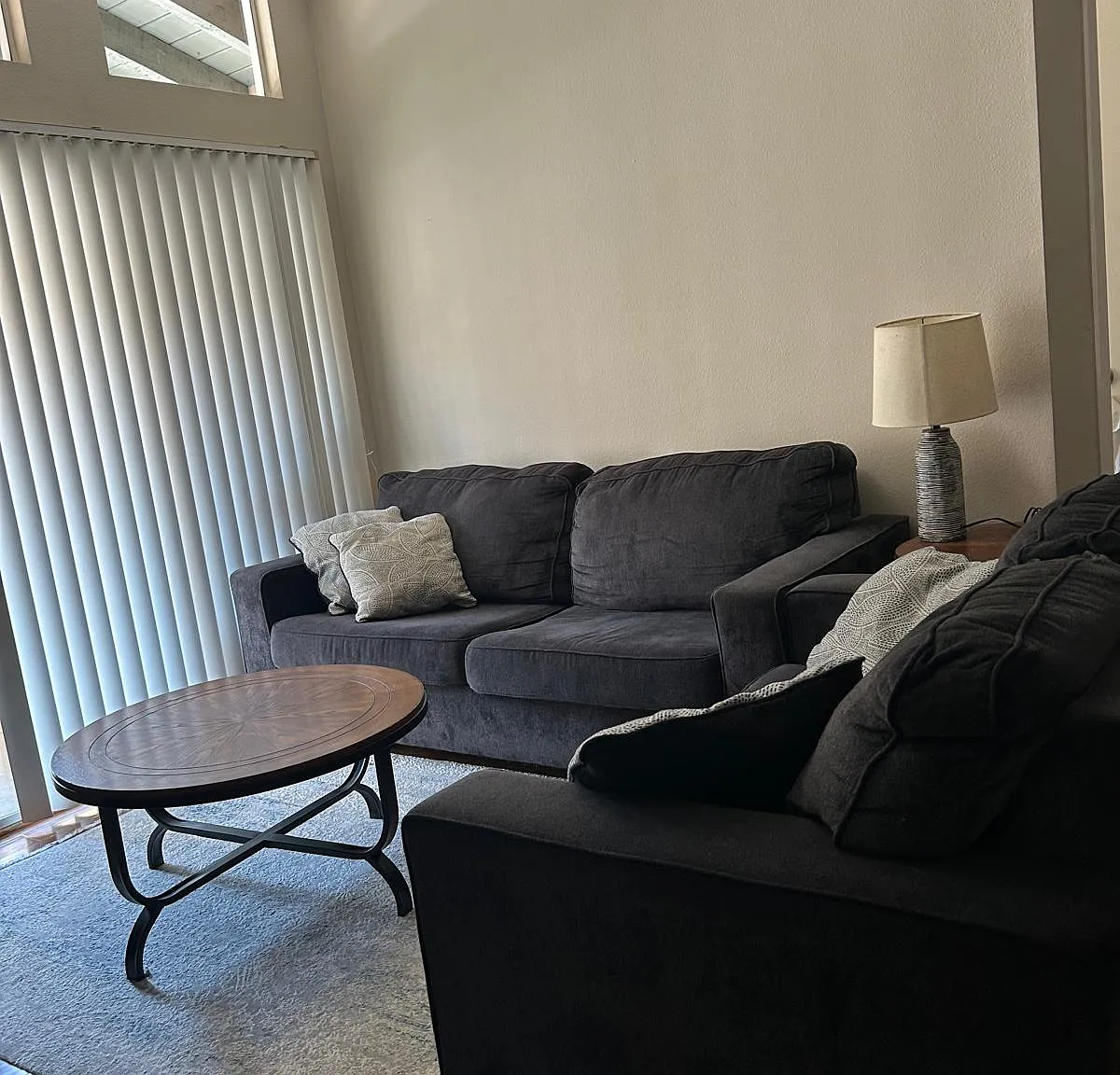 2 bed, 899 sqft, $2,750 — Photo 1