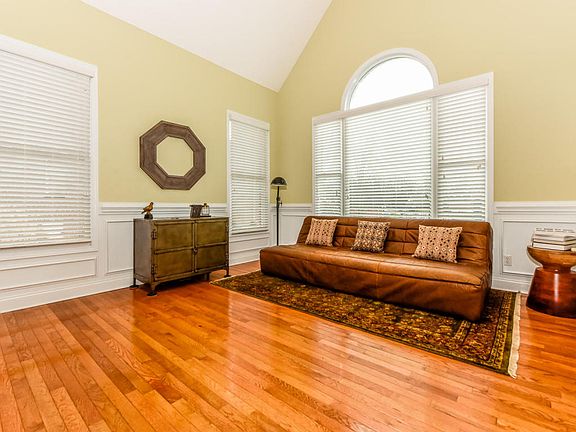 2nd image of 12749 Providence Glen Ln