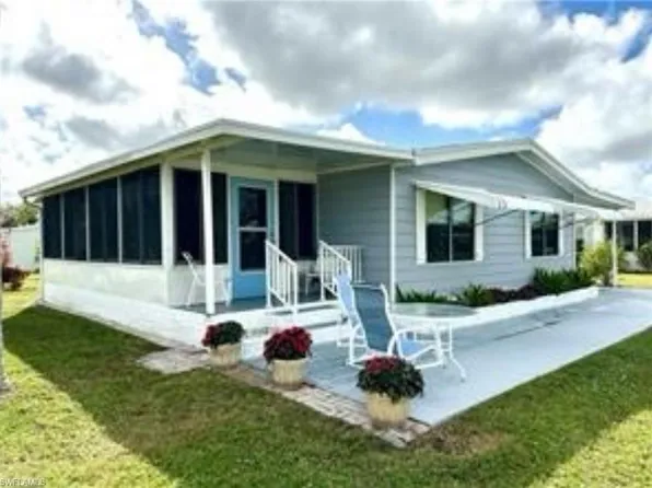 26270 Queen Mary LN, BONITA SPRINGS, FL 34135