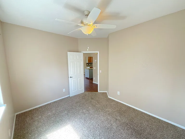 2579 Weyburn Way — Photo 19