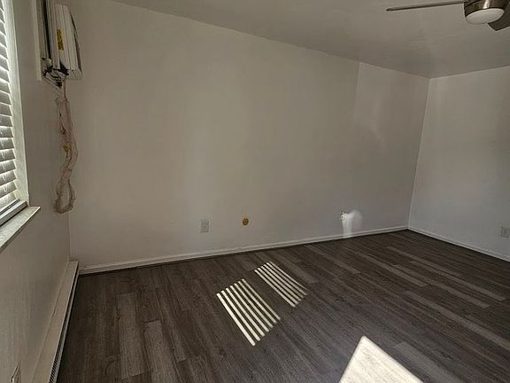 3rd image of 3111 Dunway St #A