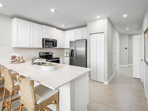 2nd image of 521 NW 10th Court