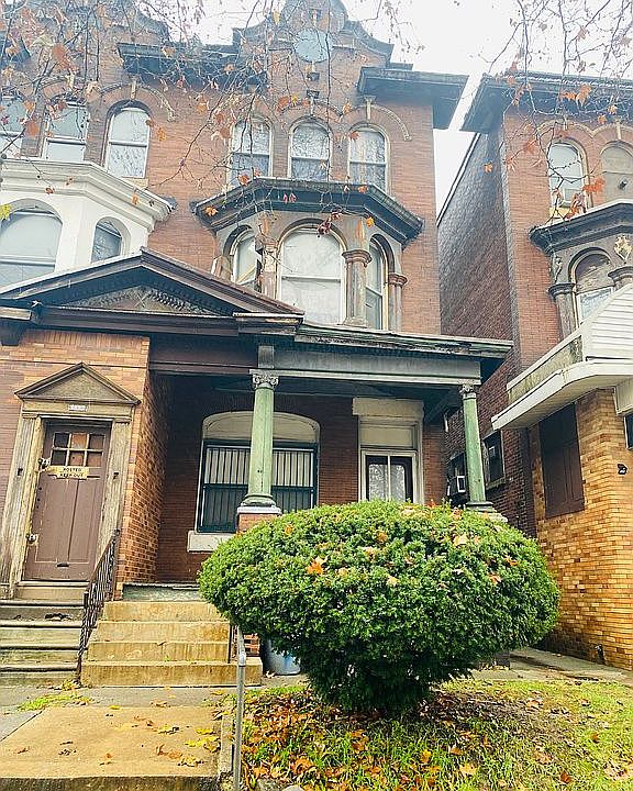 1st image of 1524 W Erie Ave