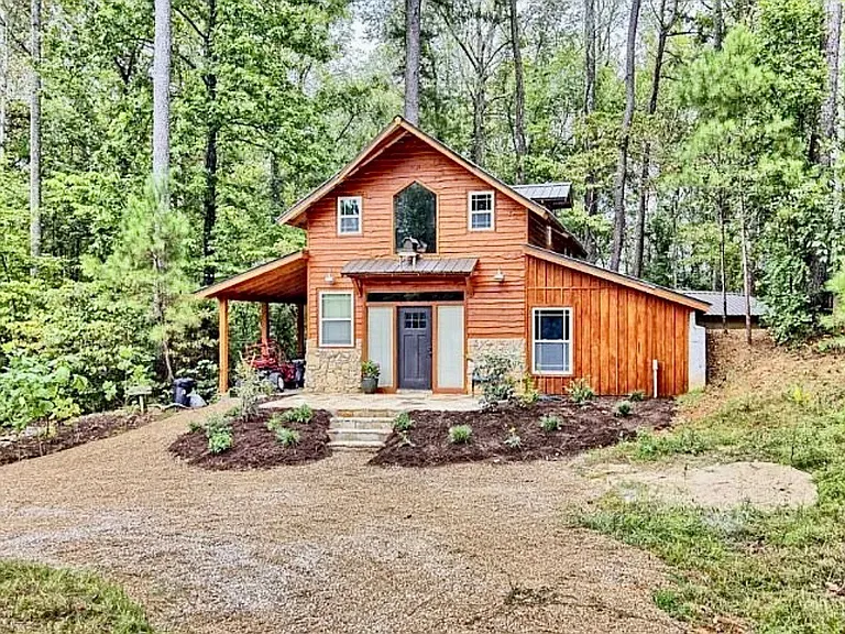 7364 Sugar Camp Hollow Rd — Photo 2