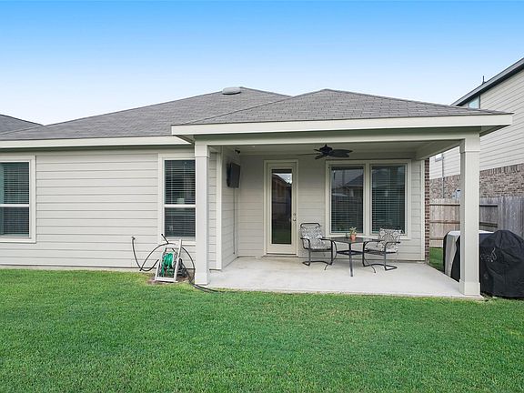 3rd image of 15614 Barton Orchard Ln
