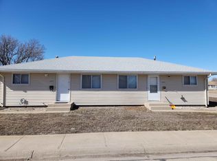 1619-1621 J St, Cozad, NE 69130
