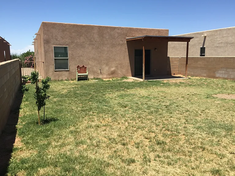 2605 Las Alturas Ct — Photo 18