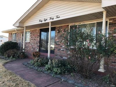 4844 Oakbrier Dr, Saint Louis, MO, 63128