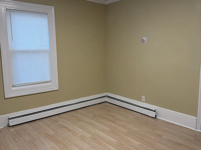 30 Pekin St #1 — Photo 6