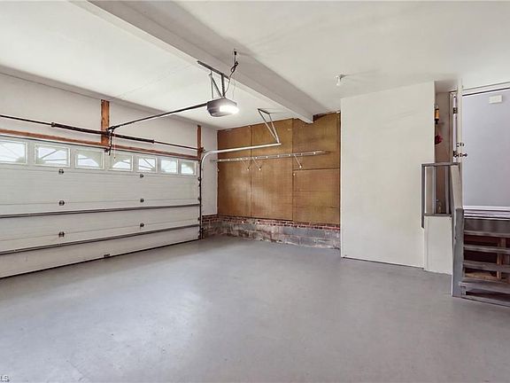 5th image of 7 Archer Ct