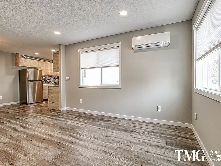 6820 NE Vancouver Mall Dr #A-D — Photo 4