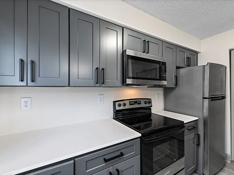 Rosehill Pointe — Photo 51