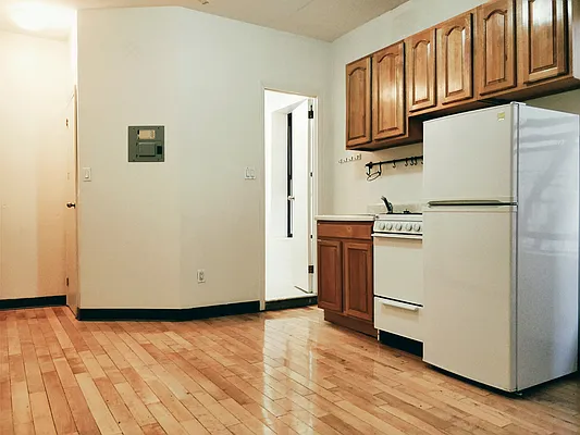 Rented by Union Square Property Management | media 7