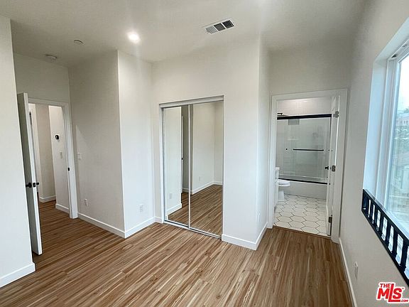 5th image of 4017 Montclair St #1/2
