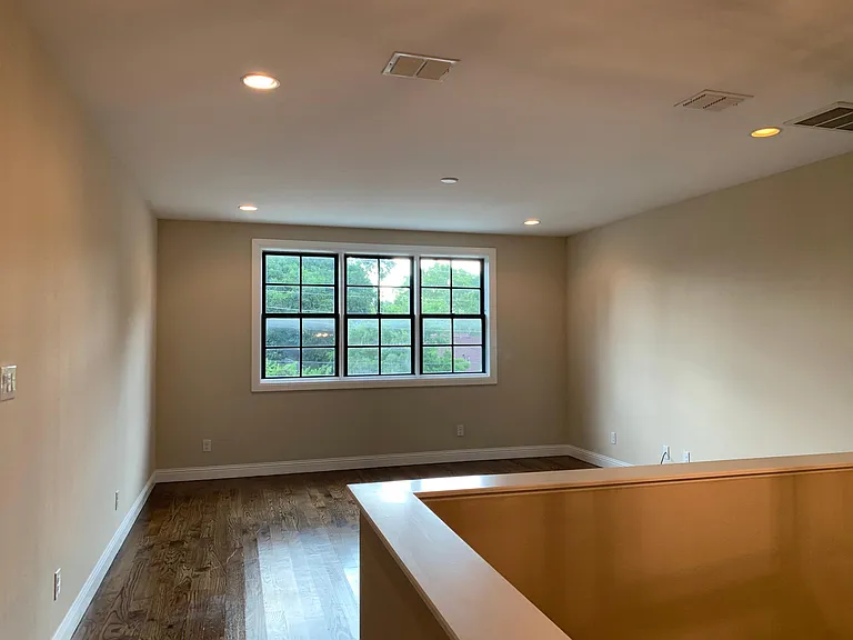 3109 Odessa Ave — Photo 14