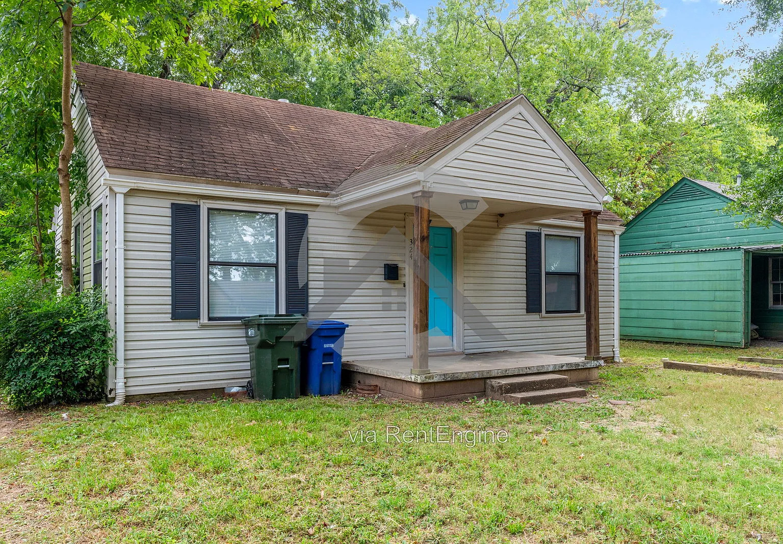 2 bed, 1.0 bath, 768 sqft, $925 — Photo 2