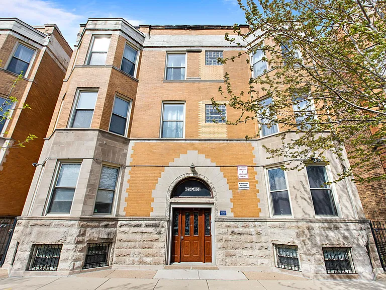 4852 S Prairie Ave #1B — Photo 18