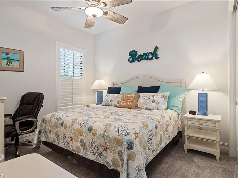 6604 Roma Way — Photo 12