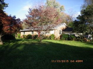 2100 Burgandy Dr, Charlotte, NC 28262