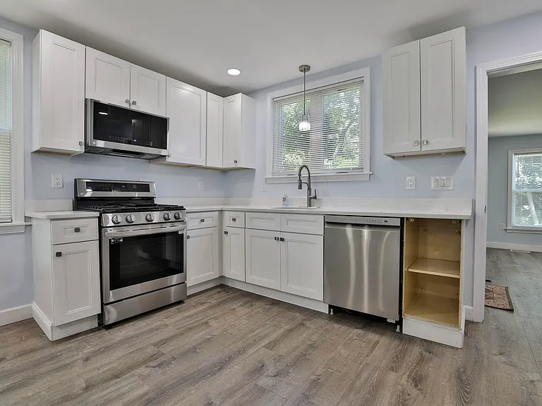 151 Tolles St — Photo 23