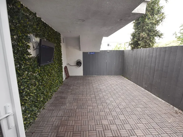 215 Elm Ave — Photo 18