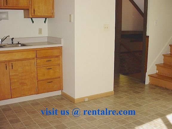 4th image of 640 N 55th St