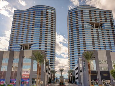 4575 Dean Martin Dr Unit 3011, Las Vegas, NV, 89103