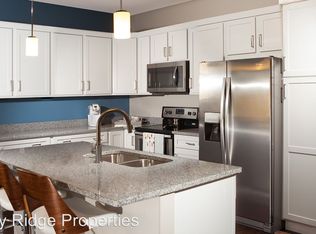 211 Colonial Dr, Findlay, OH 45840