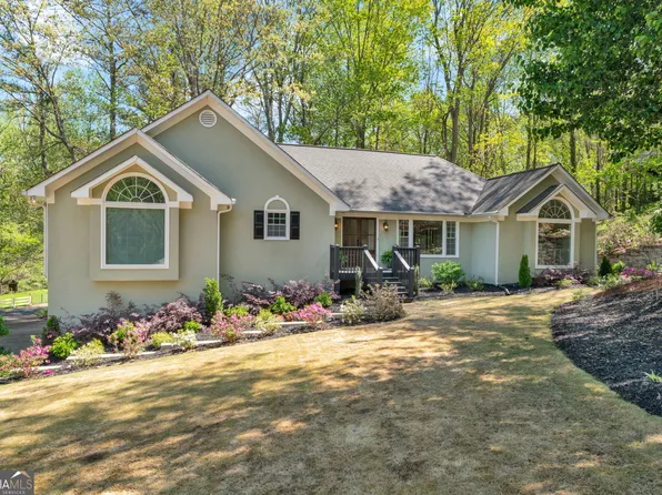 1819 Yorkshire Dr, Woodstock, GA 30189