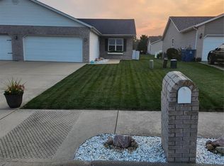 60 Chase Way, Highland, IL 62249