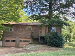 552 Desha Dr, Jackson, TN 38301