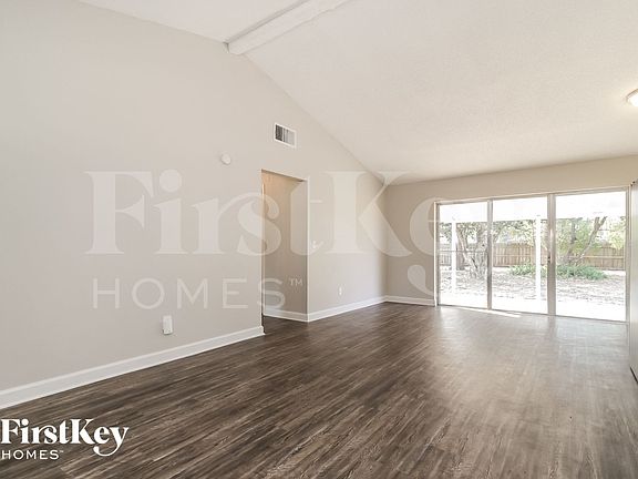 3rd image of 768 Leland Dr