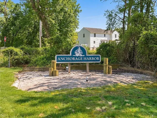 406 Schooner Dr, Toms River, NJ 08753