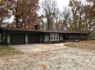 368 W Hickory Hills Dr, Havana, IL 62644