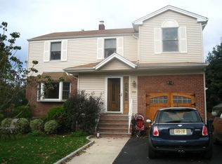 69 Wilbur Rd, Bergenfield, NJ 07621