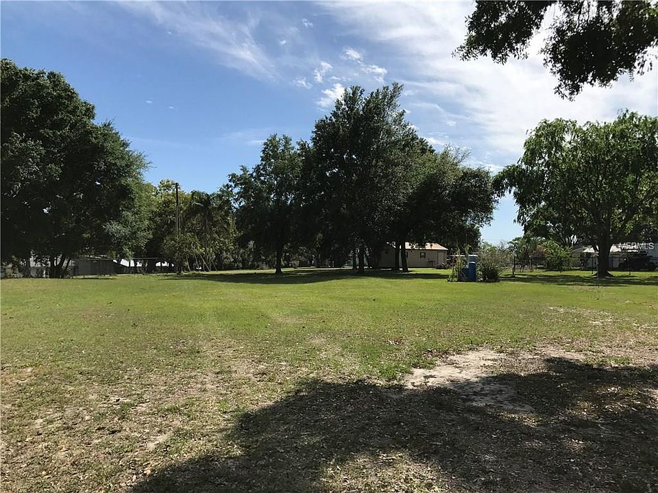 2nd image of 2180 Belaire Dr