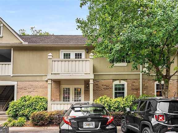 3rd image of 6900 Roswell Rd APT Q26