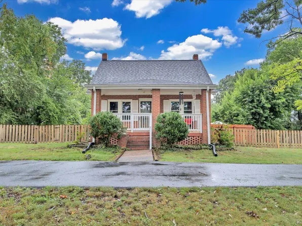 4917 Autumn Ln NW, Roanoke, VA 24017
