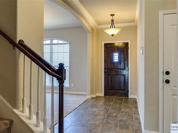 5th image of 1301 Hidden Cave Dr
