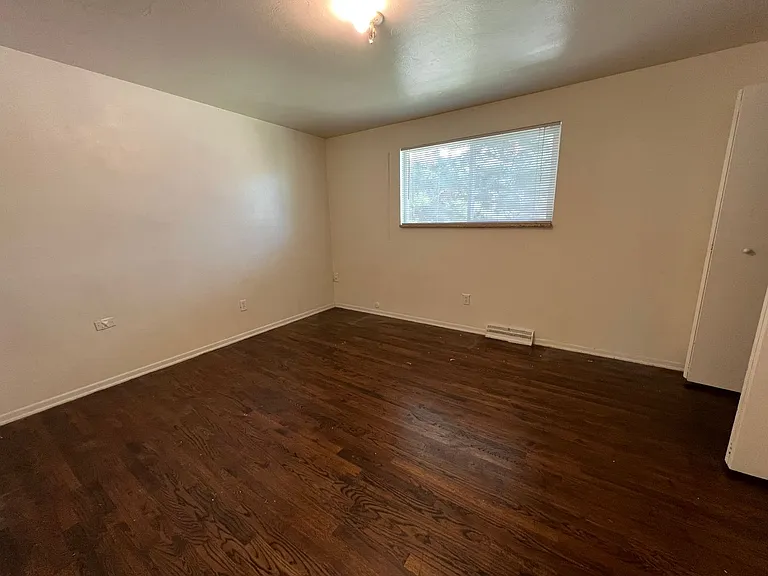Everett4560-66 — Photo 25