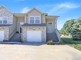 1202 Martway 102 Dr, Olathe, KS 66061
