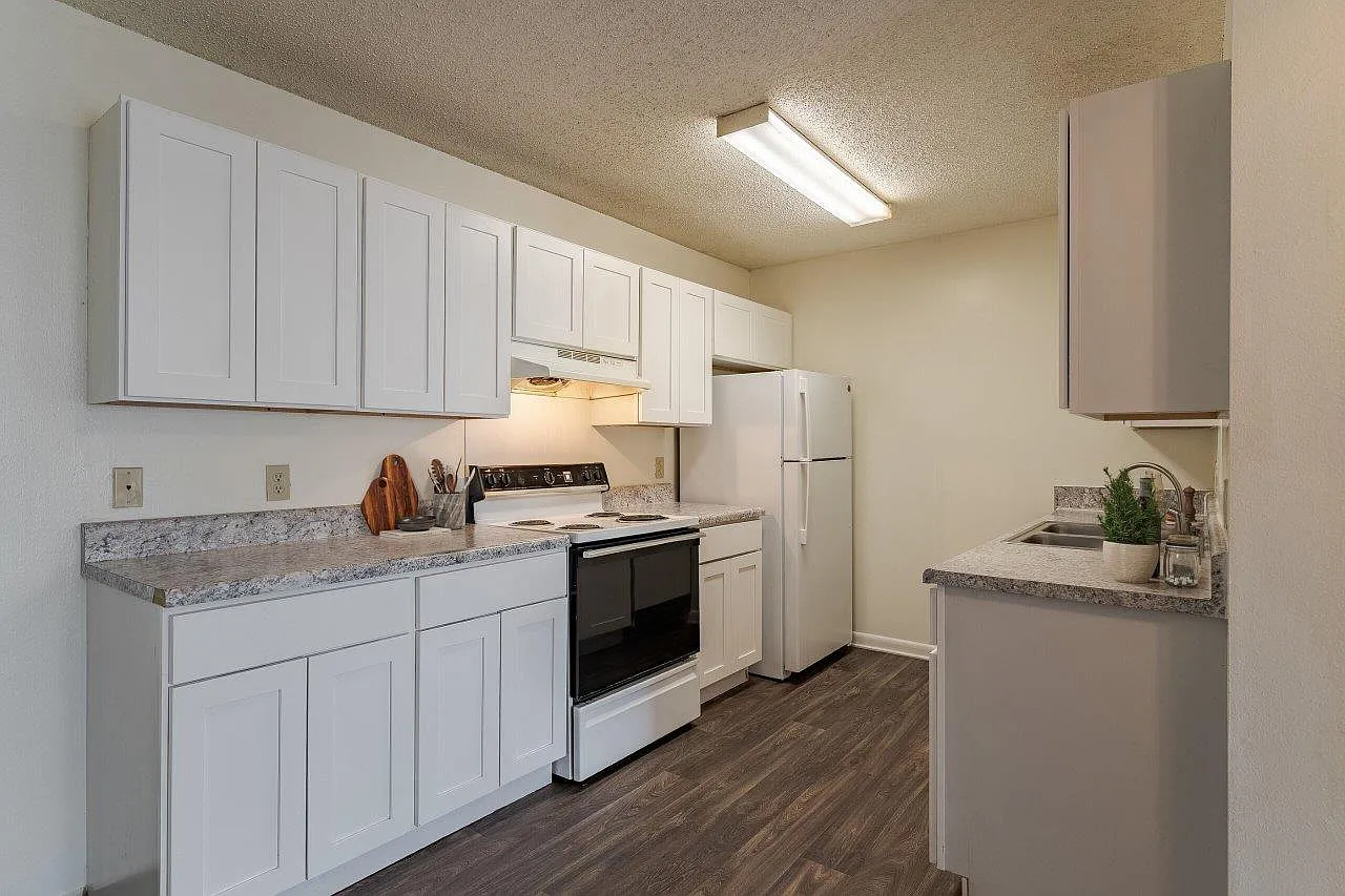 Morganton Place Apartment Homes — Photo 3