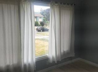 28 Falconer Dr, Mississauga, ON L5N1M4