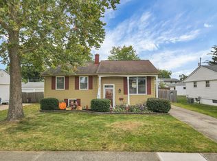 5213 Fairlane Rd, Columbus, OH 43207